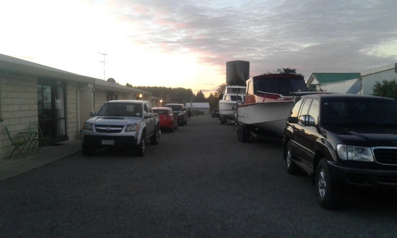 Moeraki Boulders Motel Hampden Buitenkant foto